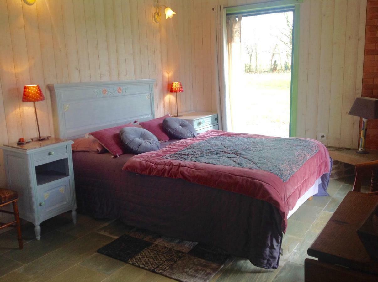 Au Pont Ricoul Bed & Breakfast Saint-Pierre-de-Plesguen Ngoại thất bức ảnh