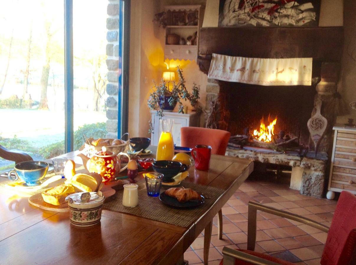 Au Pont Ricoul Bed & Breakfast Saint-Pierre-de-Plesguen Ngoại thất bức ảnh